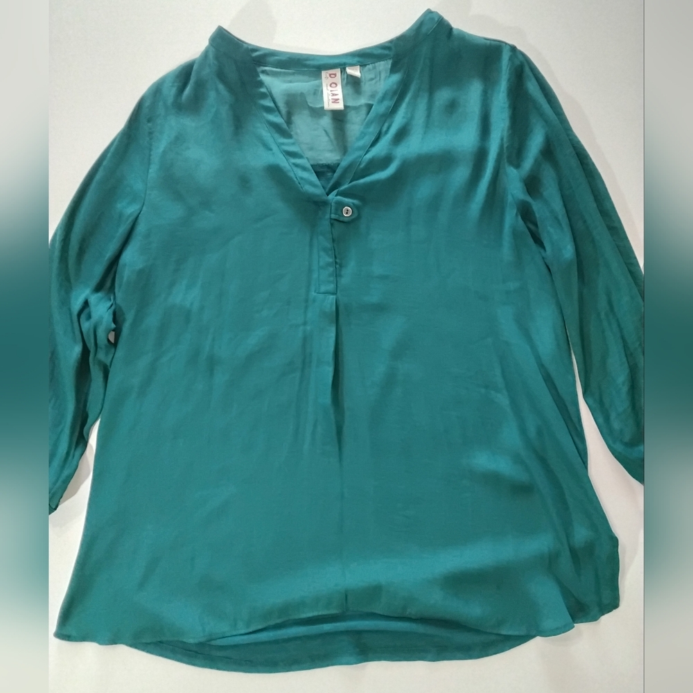 Dolan Blouse Womens Large V Neck Button‎ Front 3/4 Sleeve Lightweight Top Shirt